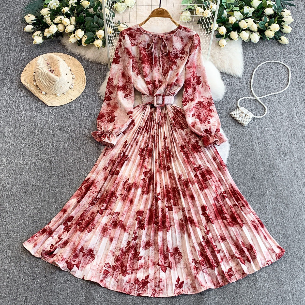 BRYNIVADRESSLUXE brings clarity to women's clothing